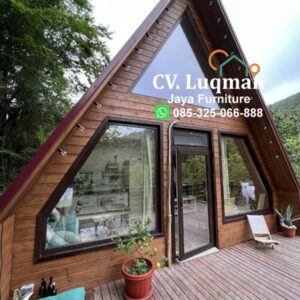 Villa Segitiga Kayu Jati Minimalis