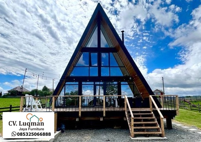 Rumah Kayu Segitiga Modern Dinding Kaca Penuh | Villa Mewah 2 Lantai