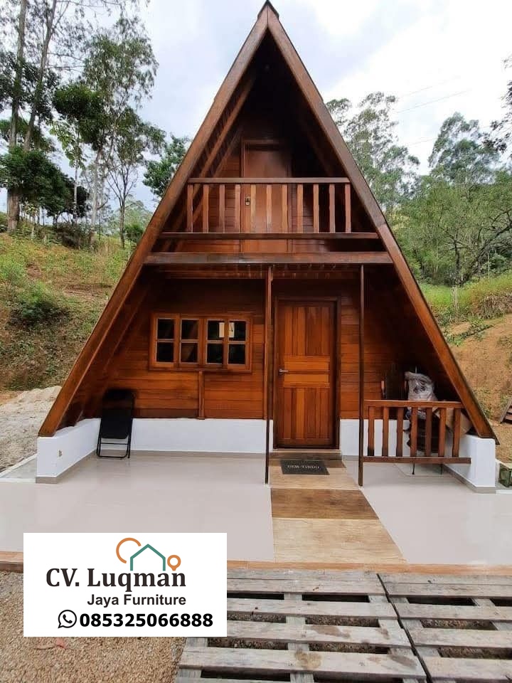Villa A-Frame Kayu Minimalis 2 Lantai: Hunian Rustic dengan Sentuhan Modern