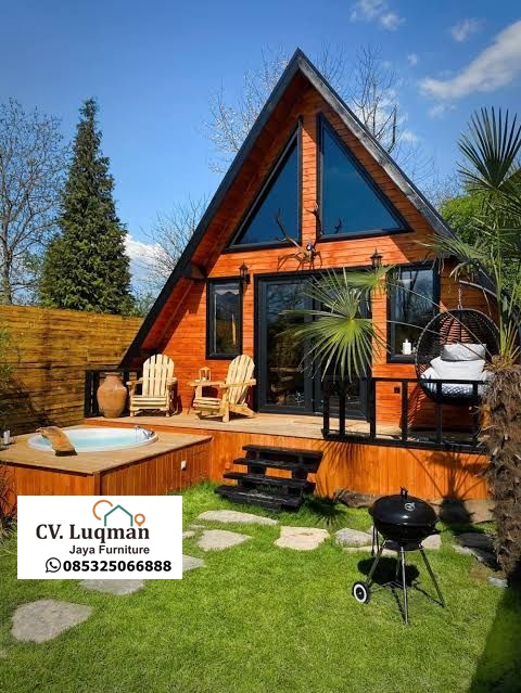 Villa Kayu Modern A-Frame Premium dengan Decking Teras Luas