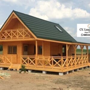 Villa Kayu Prefabricated Gaya Eropa dengan Teras Keliling dan Balkon Luas