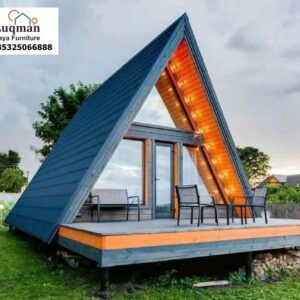 Rumah Modular Segitiga Kayu Kontemporer: Desain Ikonik yang Estetik