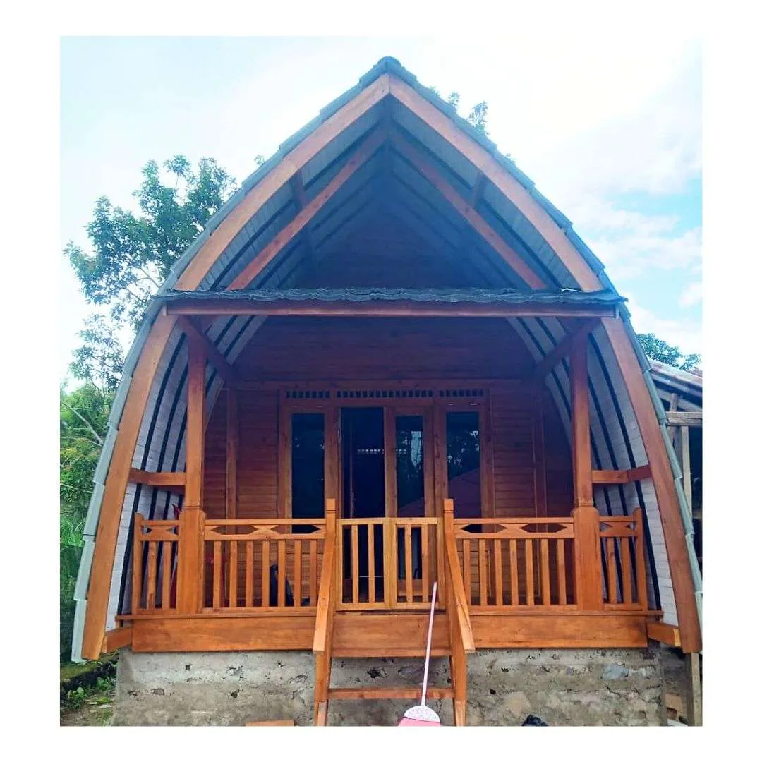 Rumah Lumbung Kayu Jati Jepara