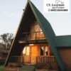 Villa A-Frame 2 Lantai: Model Penginapan Kayu Cozy dengan Balkon dan Teras Depan