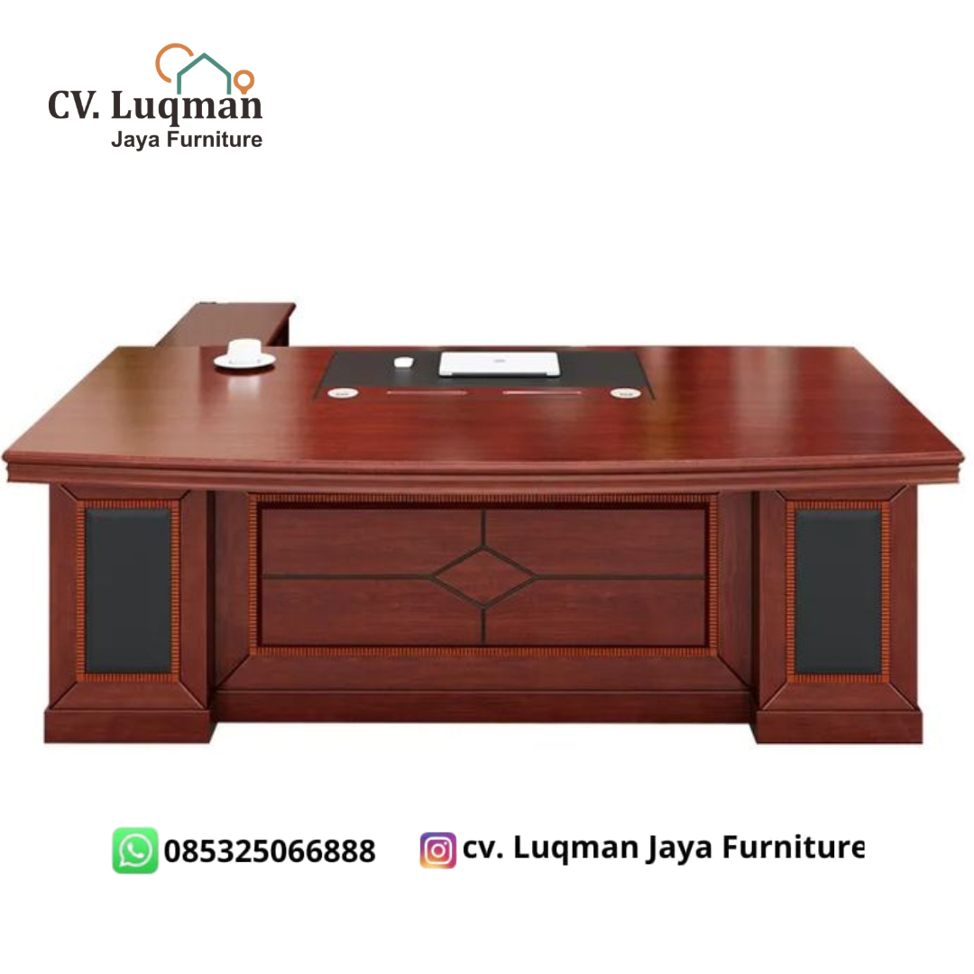Meja Direktur Mewah CV. Luqman Jaya Furniture