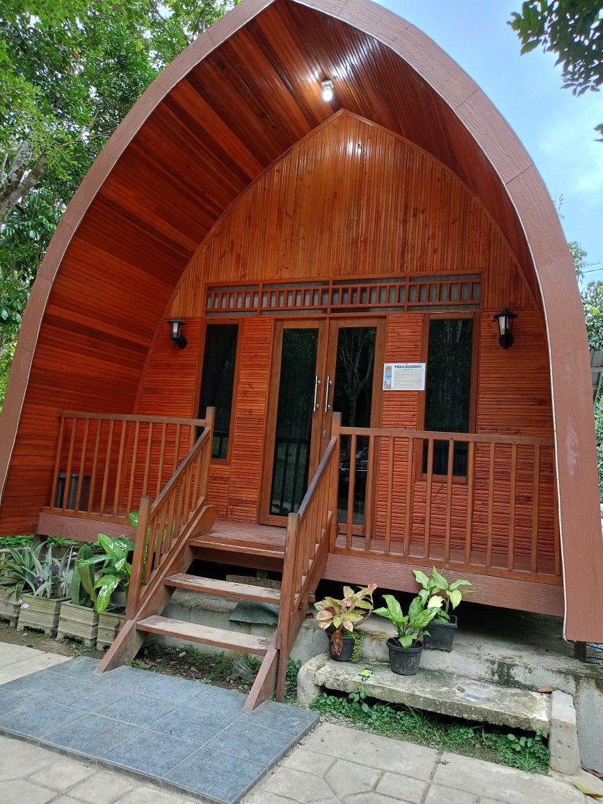 Rumah Lumbung Kayu Jati