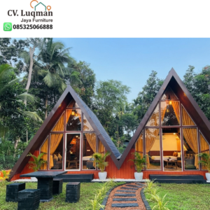 Rumah Segitiga Kayu Jati Minimalis
