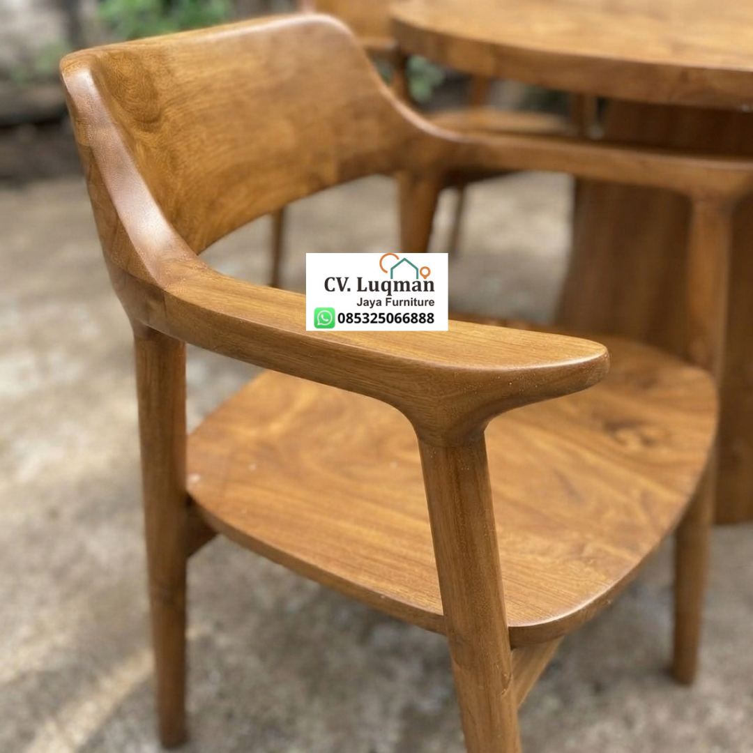 7 Keunggulan Set Meja Makan Kayu Jati 4 Kursi untuk Ruang Makan yang Elegan dan Nyaman
