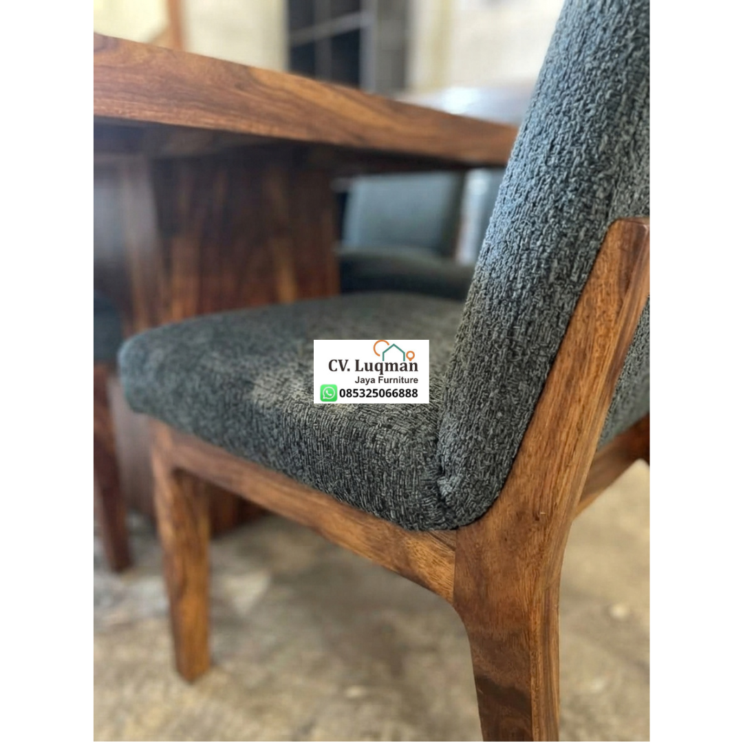 Set Meja Makan Kayu Jati Premium